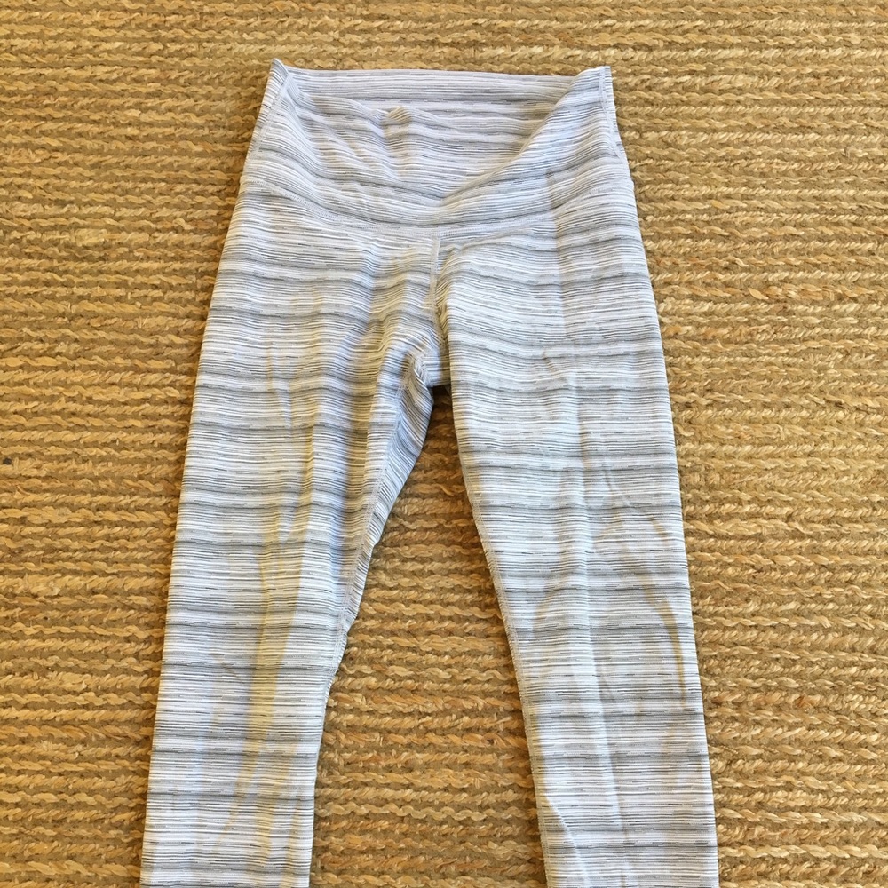 Lululemon High Waist Crop